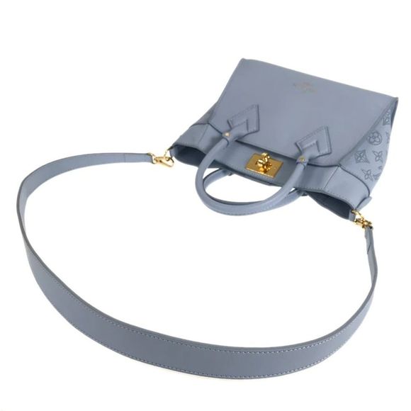 Louis Vuitton On My Side PM Mahina Leather Handbag Blue - Picture 10 of 16